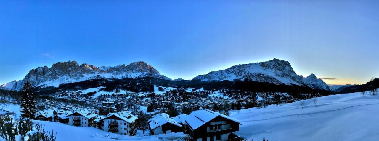 Hotel Fiames Cortina dʼAmpezzo Eksteriør billede